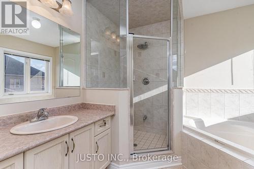 7 Millhouse Mews, Brampton, ON - Indoor Photo Showing Bathroom