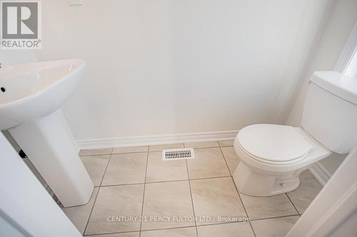 2855 Whites Road, Pickering, ON - Indoor Photo Showing Bathroom