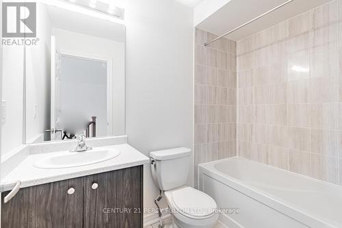 2855 Whites Road, Pickering, ON - Indoor Photo Showing Bathroom