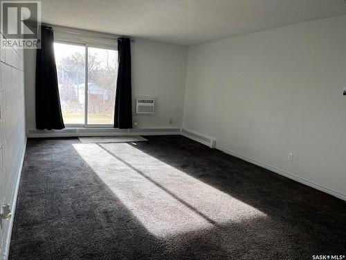 108 590 Laurier Street W, Moose Jaw, SK - Indoor Photo Showing Other Room