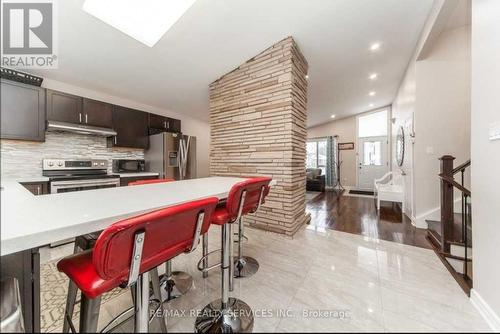 15 Athlone Avenue, Brampton, ON - Indoor Photo Showing Kitchen