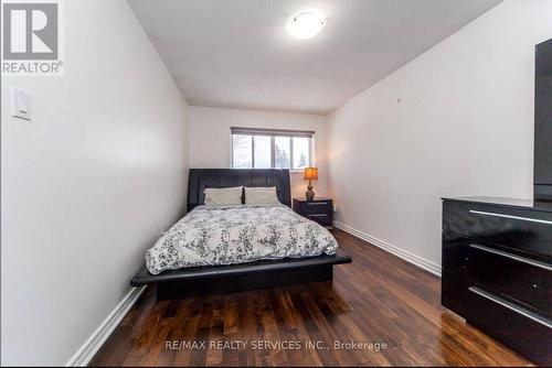 15 Athlone Avenue, Brampton, ON - Indoor Photo Showing Bedroom