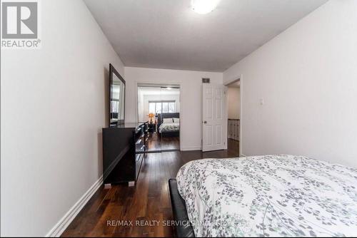 15 Athlone Avenue, Brampton, ON - Indoor Photo Showing Bedroom