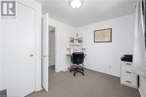 View of carpeted home office - 305 East 24Th Street, Hamilton, ON - Indoor