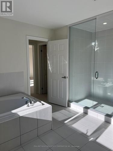 6 Forestlane Way, Scugog, ON - Indoor Photo Showing Bathroom