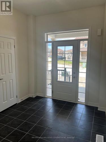 6 Forestlane Way, Scugog, ON - Indoor Photo Showing Other Room