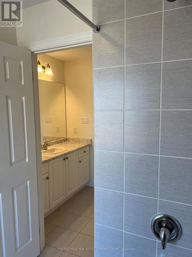 6 Forestlane Way, Scugog, ON - Indoor Photo Showing Bathroom