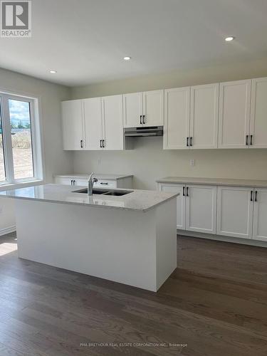 6 Forestlane Way, Scugog, ON - Indoor Photo Showing Kitchen