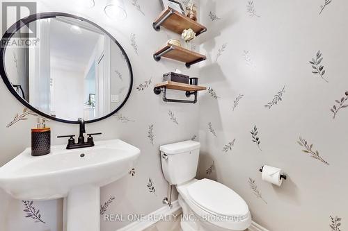 111 Barkerville Drive, Whitby, ON - Indoor Photo Showing Bathroom