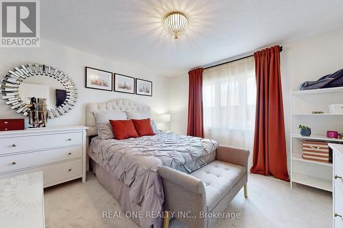 111 Barkerville Drive, Whitby, ON - Indoor Photo Showing Bedroom