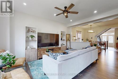 111 Barkerville Drive, Whitby, ON - Indoor Photo Showing Living Room