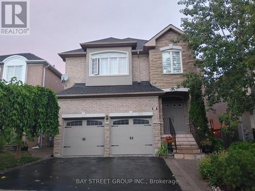 Bedroom - 73 Gracedale Drive, Richmond Hill, ON - Outdoor With Facade