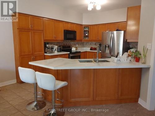 Bedroom - 73 Gracedale Drive, Richmond Hill, ON - Indoor Photo Showing Kitchen