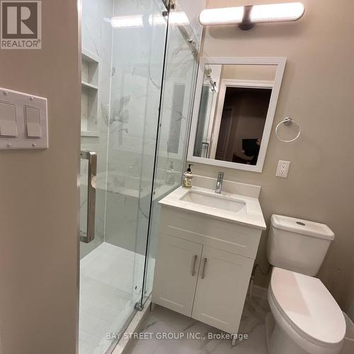 Bedroom - 73 Gracedale Drive, Richmond Hill, ON - Indoor Photo Showing Bathroom