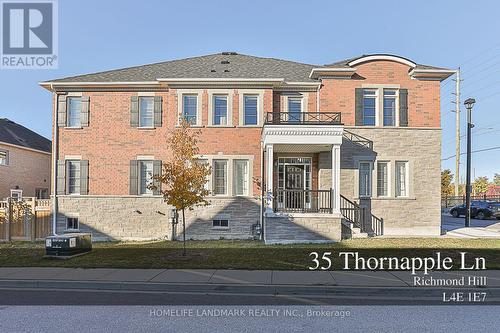 35 Thornapple Lane, Richmond Hill, ON - Outdoor