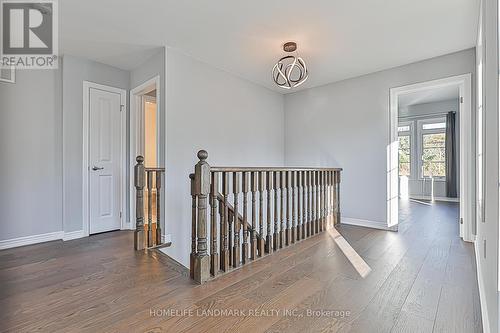 35 Thornapple Lane, Richmond Hill, ON - Indoor Photo Showing Other Room