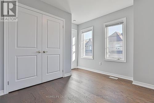 35 Thornapple Lane, Richmond Hill, ON - Indoor Photo Showing Other Room