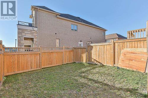 35 Thornapple Lane, Richmond Hill, ON - Outdoor