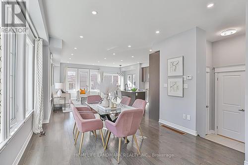 35 Thornapple Lane, Richmond Hill, ON - Indoor Photo Showing Dining Room