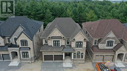 43 Bush Ridge Avenue, Richmond Hill, ON - Outdoor With Facade