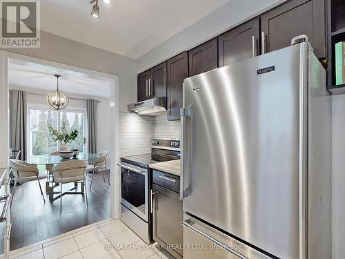 43 Eastport Drive, Toronto, ON - Indoor Photo Showing Kitchen With Upgraded Kitchen