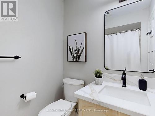 43 Eastport Drive, Toronto, ON - Indoor Photo Showing Bathroom