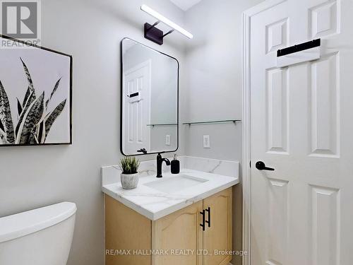 43 Eastport Drive, Toronto, ON - Indoor Photo Showing Bathroom