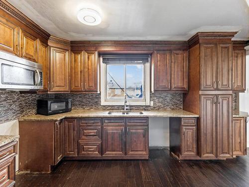 Cuisine - 1181 Rue Maria, Laval (Chomedey), QC - Indoor Photo Showing Kitchen With Double Sink