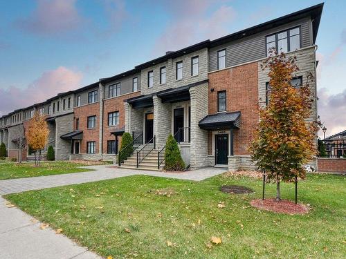 ExtÃ©rieur - 3469 Boul. St-Elzear O., Laval (Chomedey), QC - Outdoor With Facade