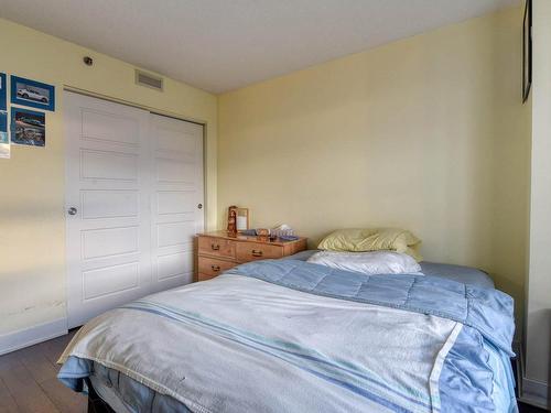 Chambre Ã  coucher principale - 1505-639 Rue Robert-Élie, Laval (Laval-Des-Rapides), QC - Indoor Photo Showing Bedroom