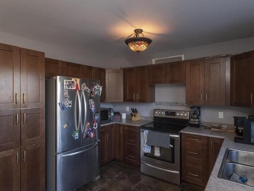 7 Peuramaki Bridge Loop, Kaministiquia, ON - Indoor Photo Showing Kitchen With Double Sink