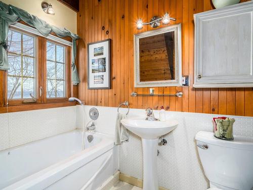 Salle de bains - 183 Rue De L'Estran, Neuville, QC - Indoor Photo Showing Bathroom