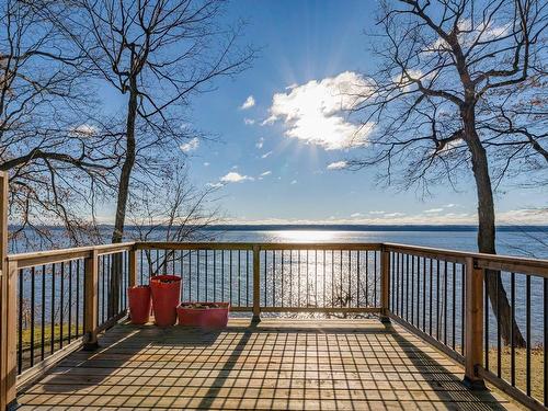 Terrasse - 183 Rue De L'Estran, Neuville, QC - Outdoor With Body Of Water With View