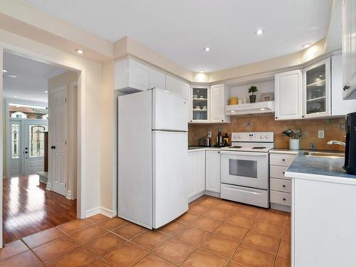 Kitchen - 4972 Rue Hortie, Montréal (Pierrefonds-Roxboro), QC - Indoor Photo Showing Kitchen