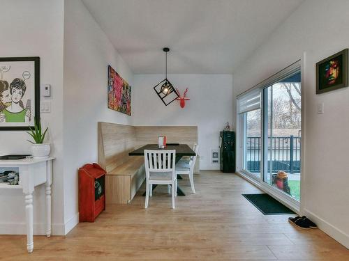 Dining room - 3180 Rue Cartier, Sainte-Marthe-Sur-Le-Lac, QC - Indoor