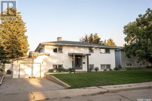 1309 King Crescent, Moose Jaw, SK - Outdoor