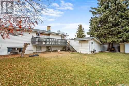 1309 King Crescent, Moose Jaw, SK - Outdoor With Deck Patio Veranda