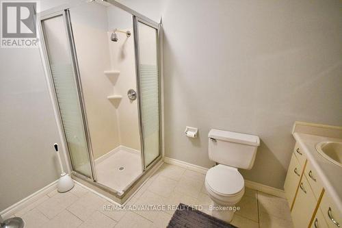 Bathroom Off Mud Room - 1800 Attawandaron Road, London, ON - Indoor Photo Showing Bathroom