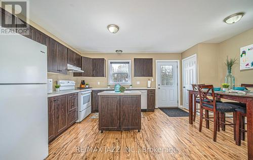 85 Harcourt Street, Port Hope, ON - Indoor Photo Showing Kitchen