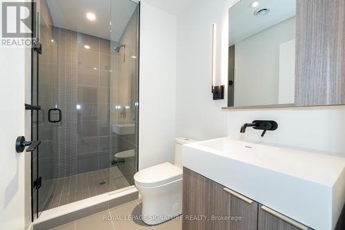 1710 - 127 Broadway Avenue, Toronto, ON - Indoor Photo Showing Bathroom