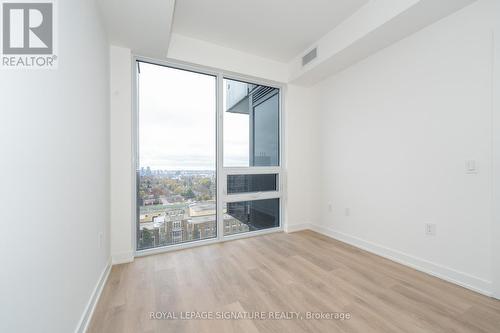 1710 - 127 Broadway Avenue, Toronto, ON - Indoor Photo Showing Other Room