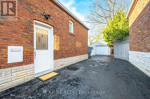 118 Glencrest Boulevard, Toronto, ON 