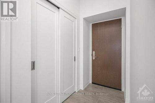 2508 - 805 Carling Avenue, Ottawa, ON - Indoor Photo Showing Other Room