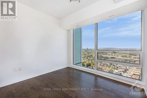 2508 - 805 Carling Avenue, Ottawa, ON - Indoor Photo Showing Other Room