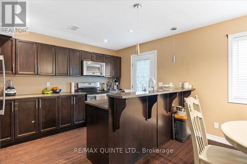 54 Princeton Place, Belleville, ON - Indoor Photo Showing Kitchen