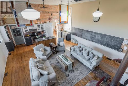 178 Grasshill Road, Kawartha Lakes, ON - Indoor Photo Showing Living Room