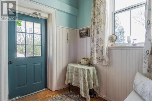 178 Grasshill Road, Kawartha Lakes, ON - Indoor Photo Showing Bathroom