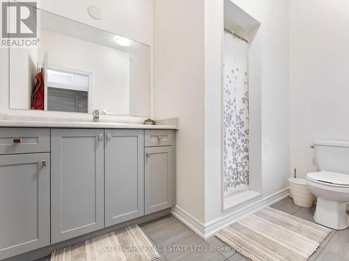 24 Hahn Street, Whitby, ON - Indoor Photo Showing Bathroom