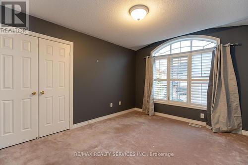 21 Whitbread Crescent, Ajax, ON - Indoor Photo Showing Other Room