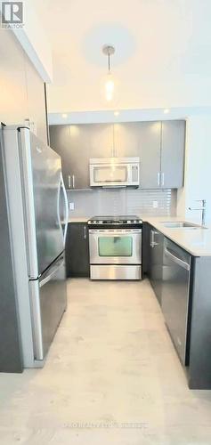 340 - 7608 Yonge Street, Vaughan, ON - Indoor Photo Showing Kitchen With Stainless Steel Kitchen